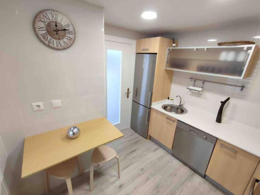 Exclusivo Apartamento Con Aparcamiento Gratuito Ларедо Экстерьер фото